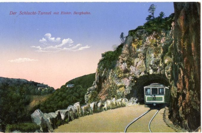 59 - A l'entr&eacute;e du tunnel