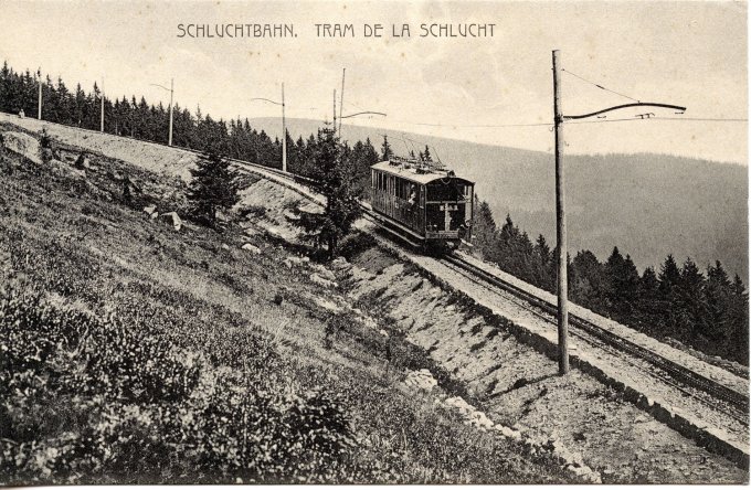 55 - Dans la mont&eacute;e